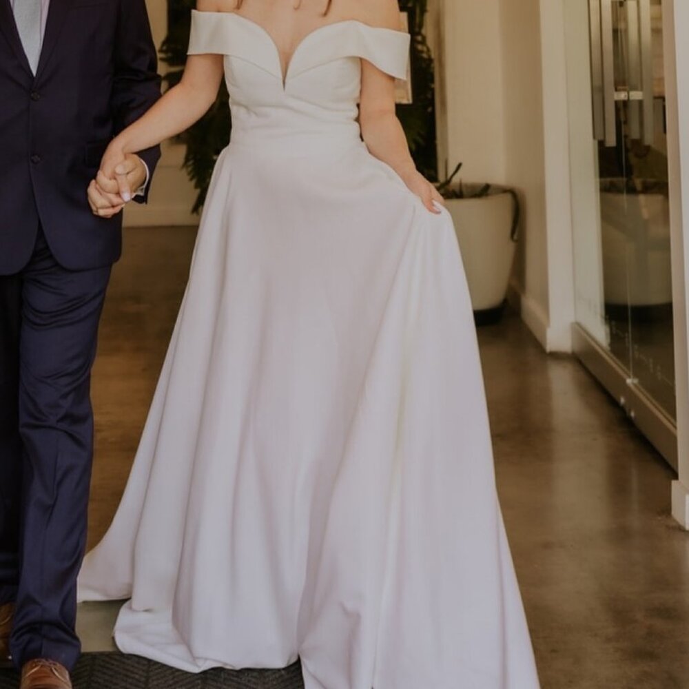 Justin Alexander wedding dress